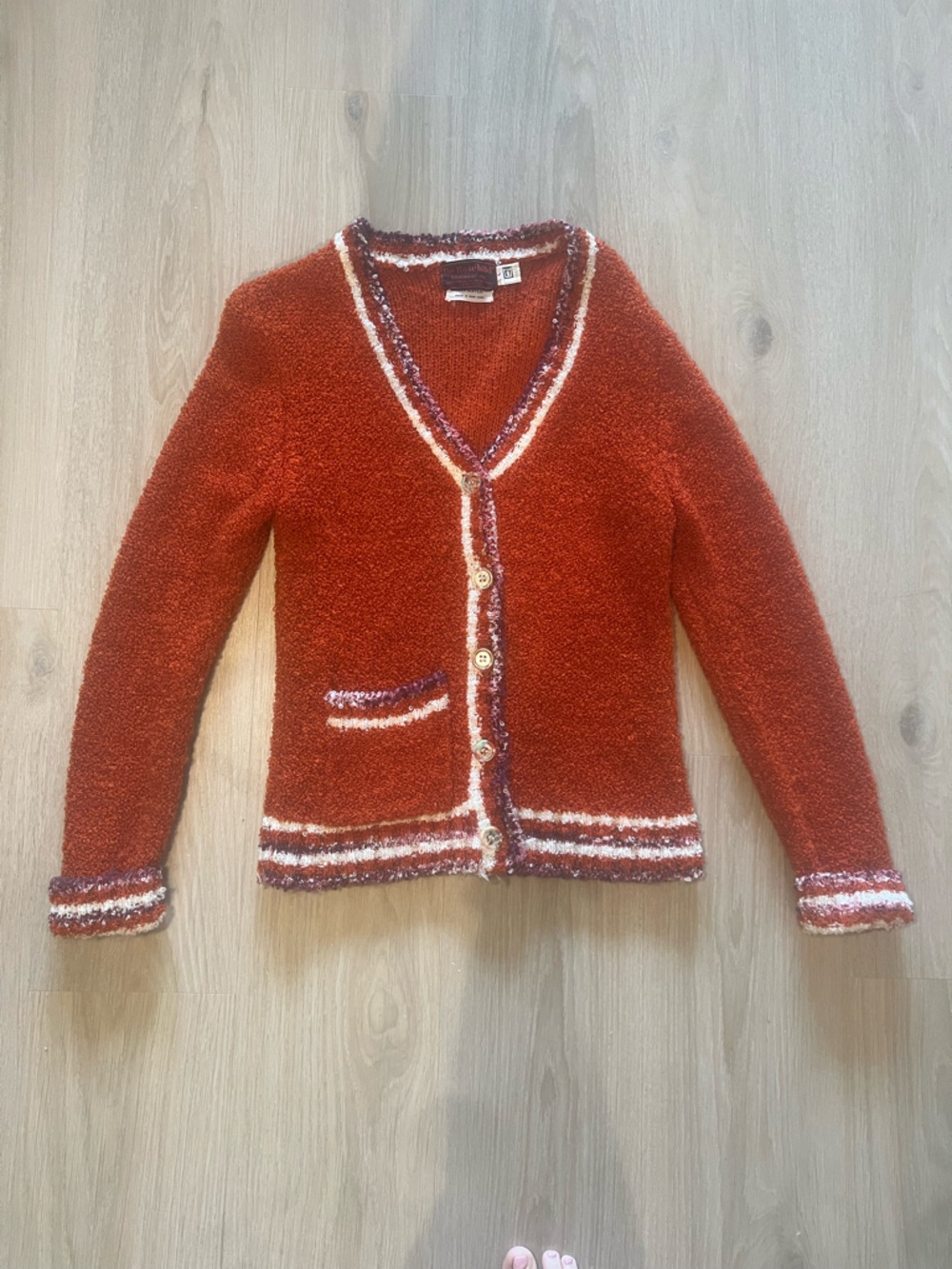 Textured v-neck cardigan rust/orange Sz M/L